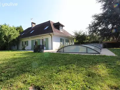Maison, 250 m²