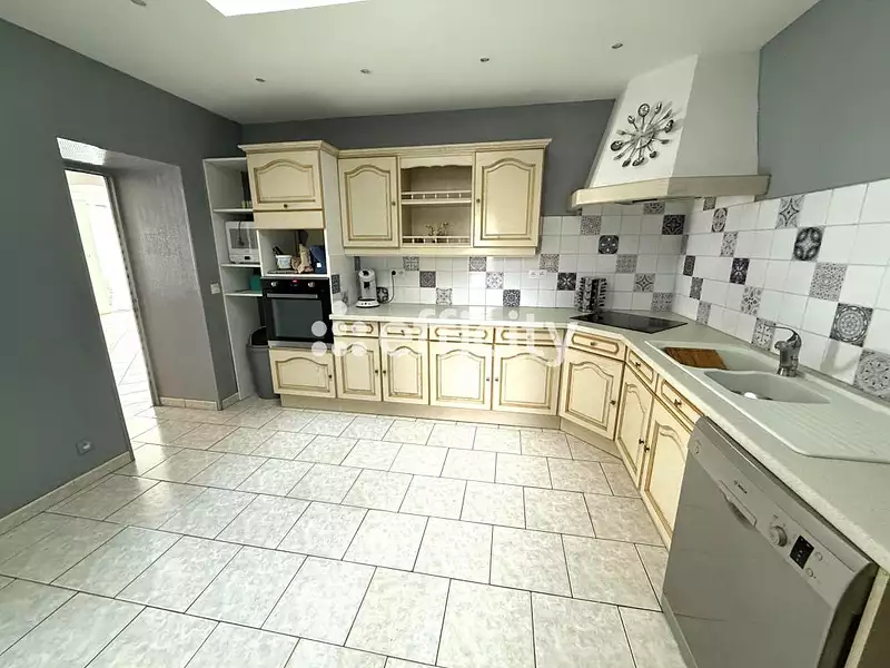 Maison, 150 m²