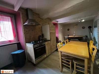Maison, 239 m²