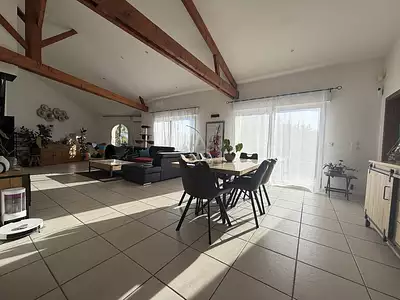 Maison, 163 m²