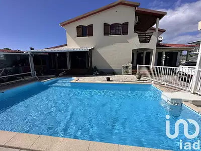 Maison, 276 m²