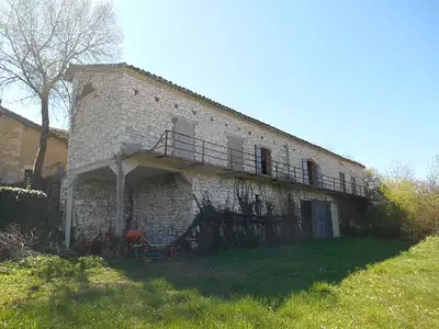 Maison, 790 m²