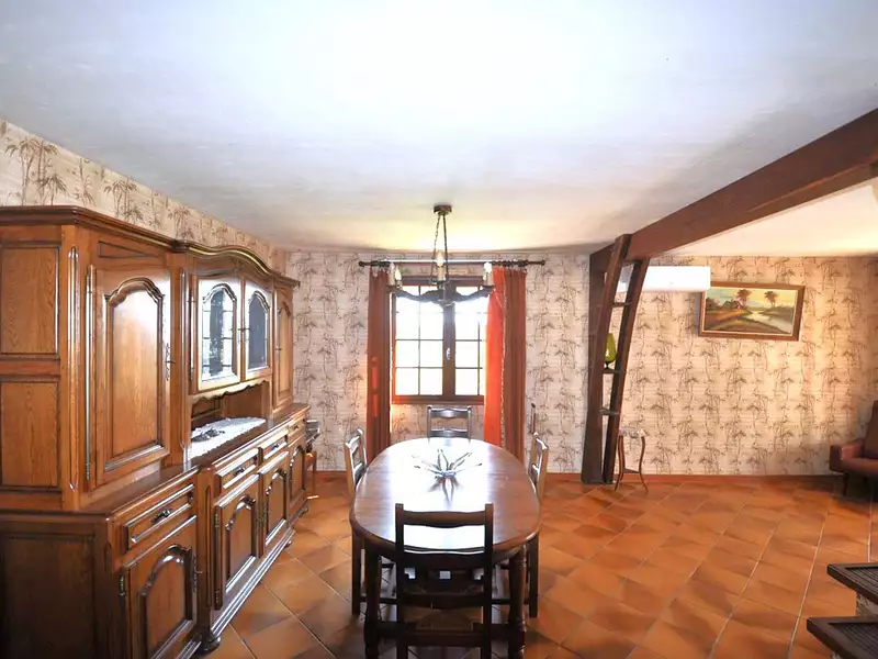 Maison, 360 m²
