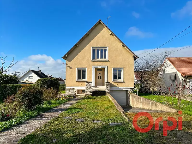Maison, 99 m²