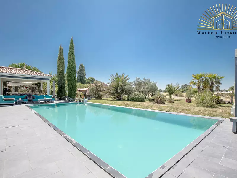 Maison, 249 m²