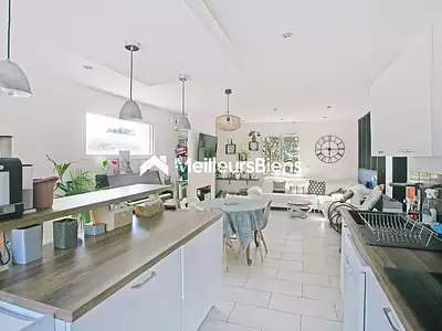 Maison, 136 m²