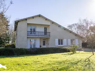 Maison, 203 m²
