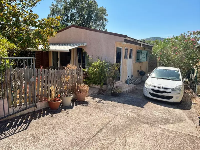 Maison, 56 m²