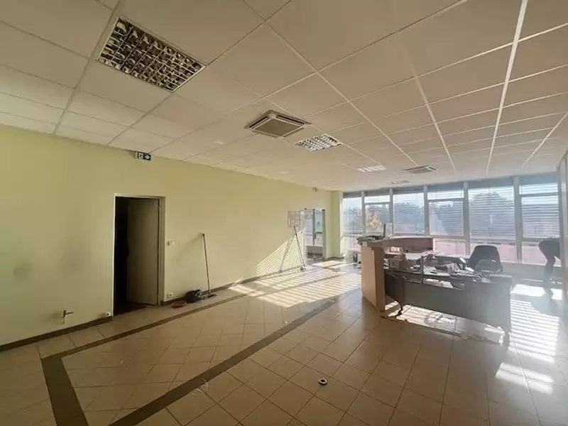 Divers, 487 m²