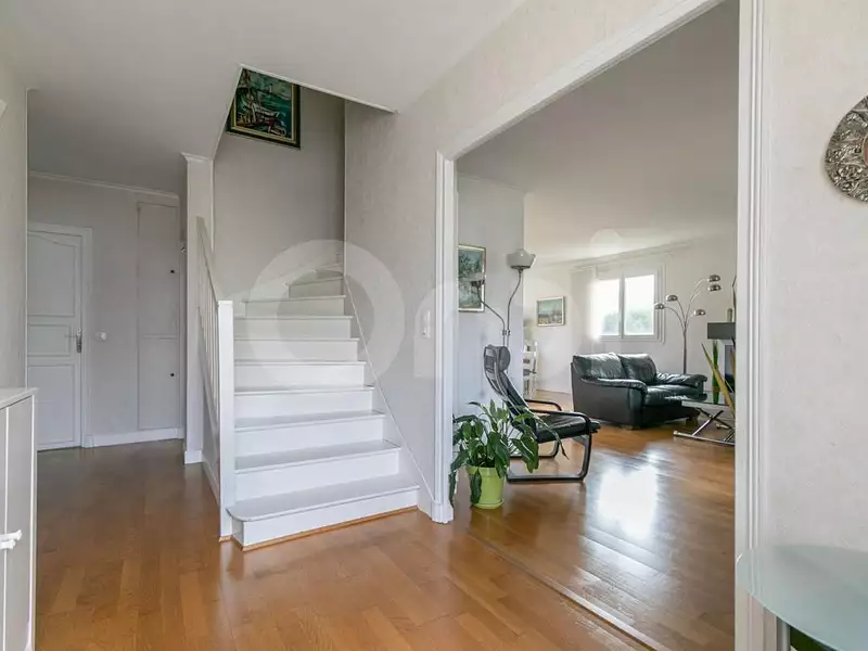 Maison, 170 m²