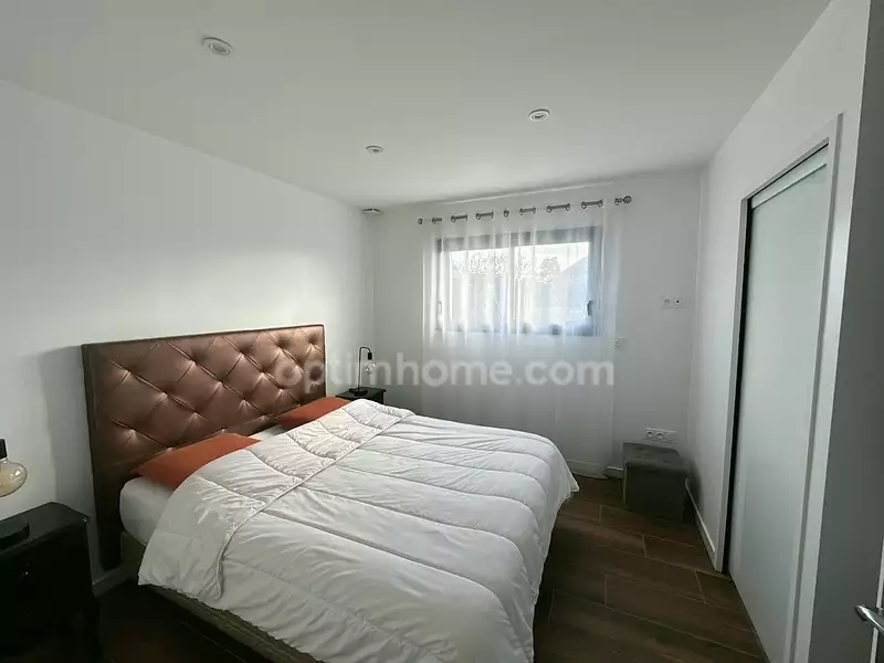 Maison, 180 m²