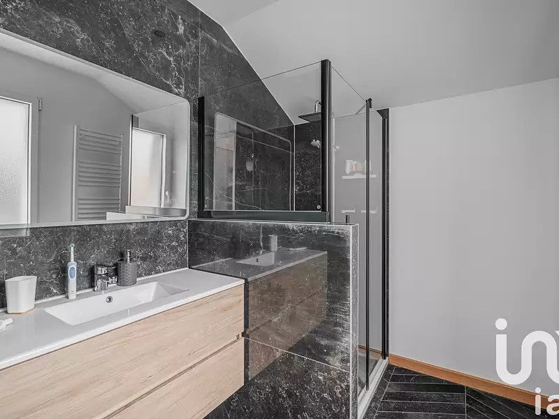 Maison, 174 m²