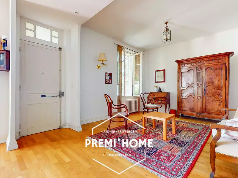 Maison, 190 m²