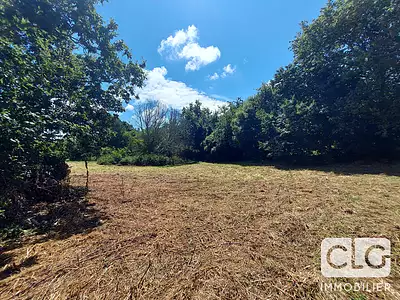 Terrain, 2 090 m²
