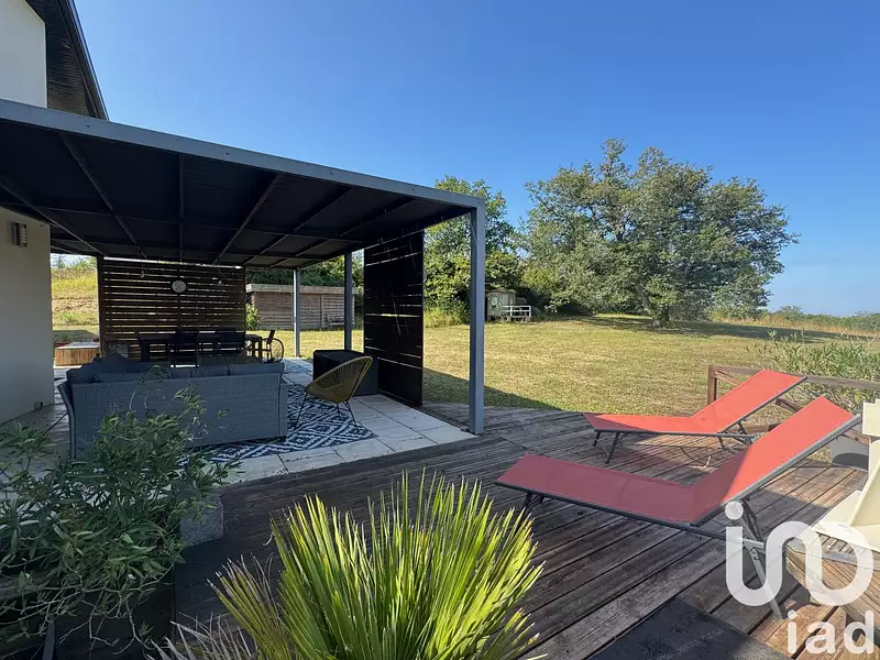 Maison, 240 m²