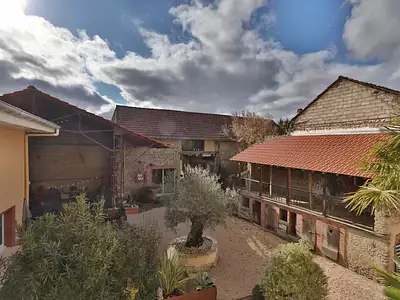 Maison, 240 m²