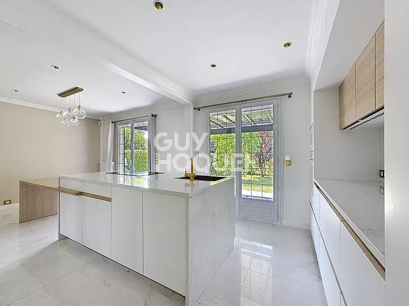 Maison, 160 m²