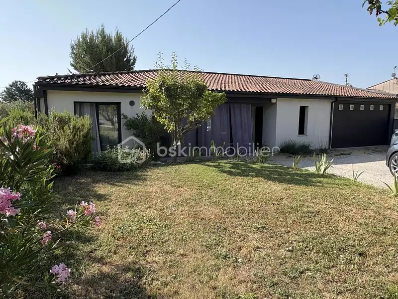 Maison, 151 m²