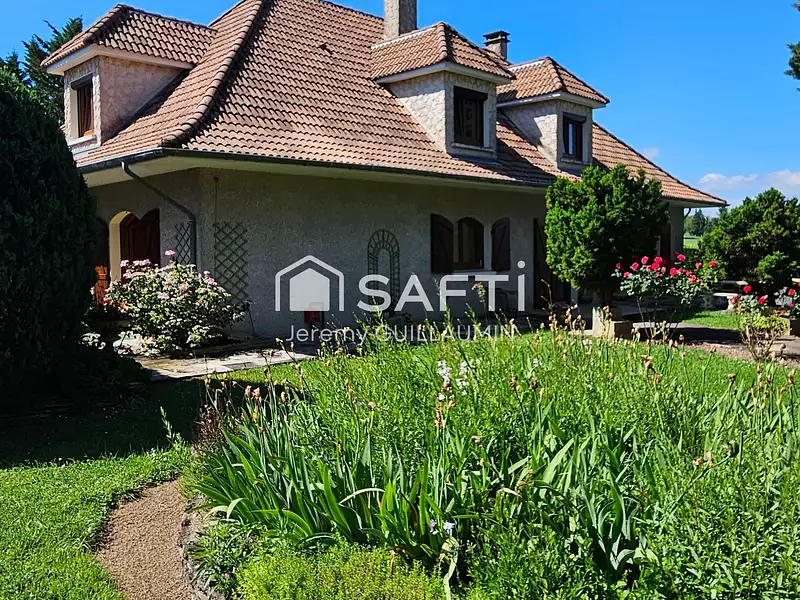 Maison, 274 m²