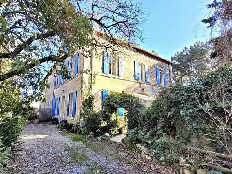 Maison, 330 m²