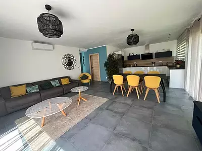 Maison, 122 m²
