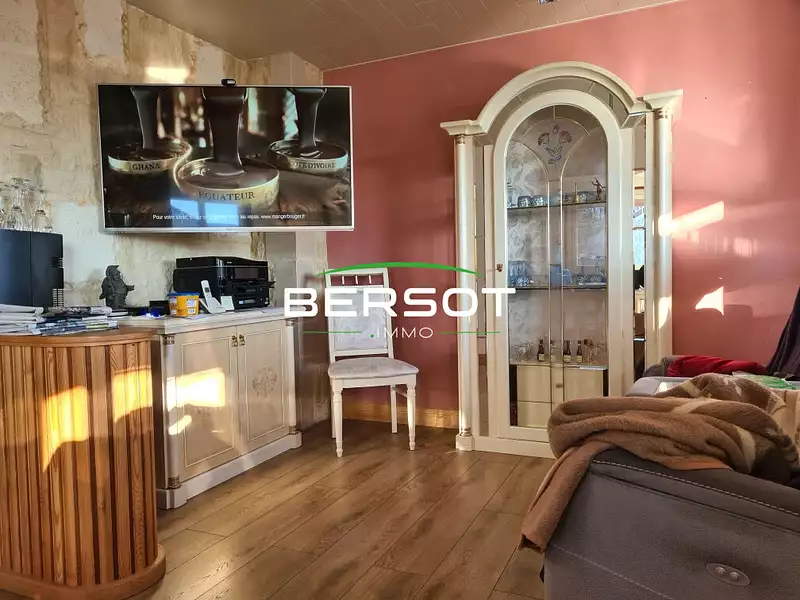 Maison, 274 m²