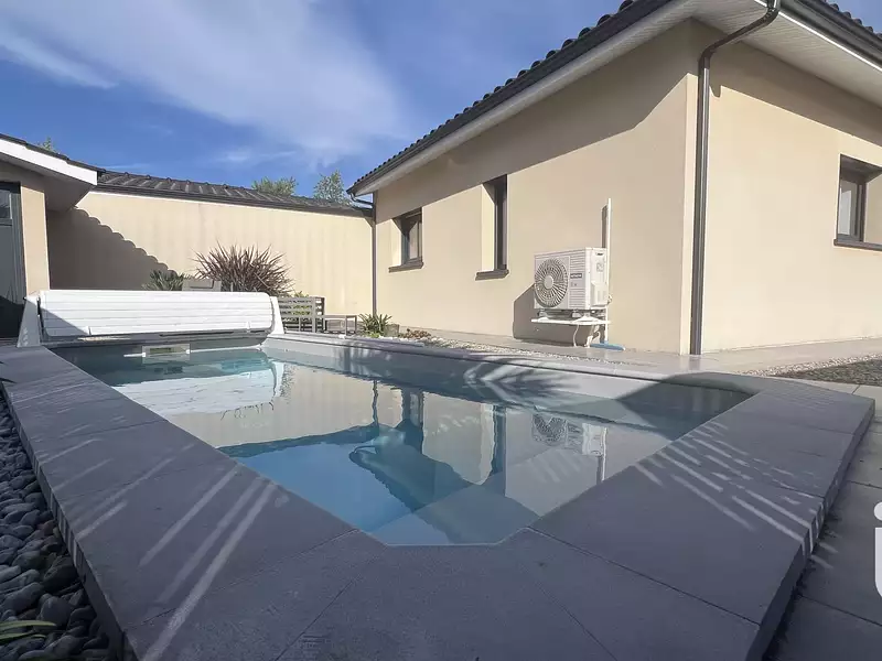Maison, 102 m²