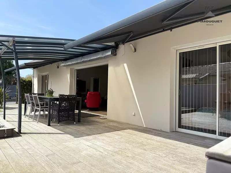 Maison, 111 m²