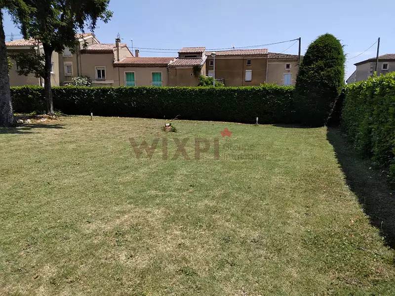 Terrain, 800 m²