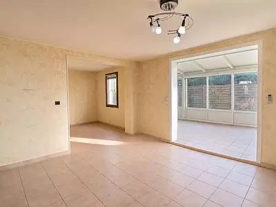 287 000 € 3 053 €/m² Maison • 94 m² • 5 pièces • 3 chambres • Ter. 199 m² Domont (95330)
