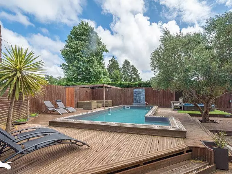 Maison, 400 m²