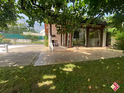 Maison, 169 m²