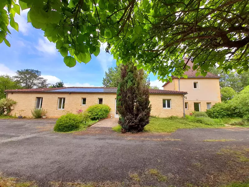 Maison, 250 m²