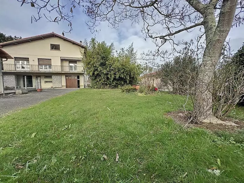 Maison, 202 m²