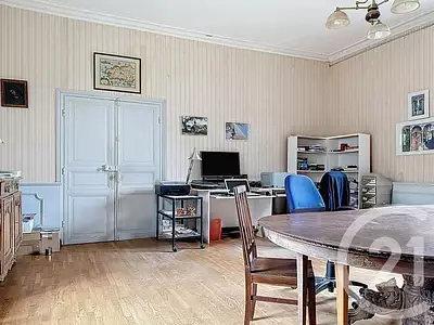 Maison, 421,1 m²