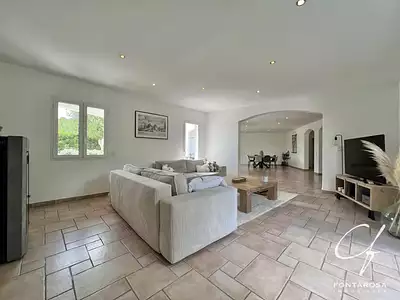 Maison, 475 m²