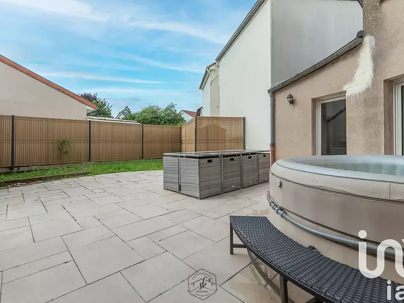 Maison, 299 m²