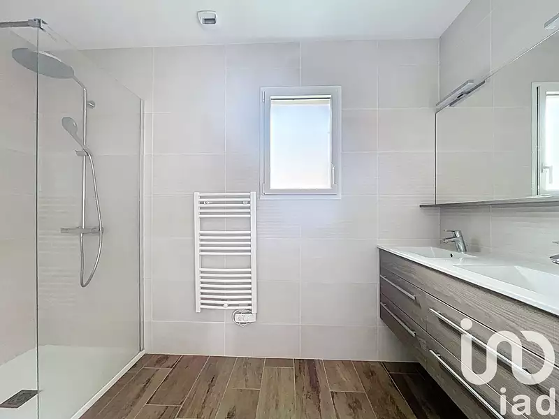 Maison, 169 m²