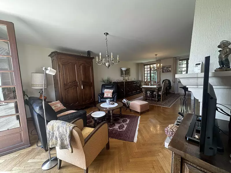 Maison, 280 m²