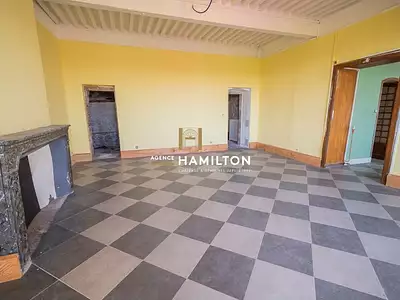 Maison, 325 m²