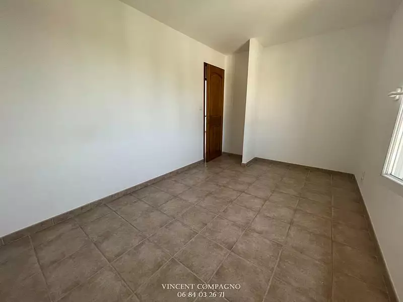 Maison, 220 m²