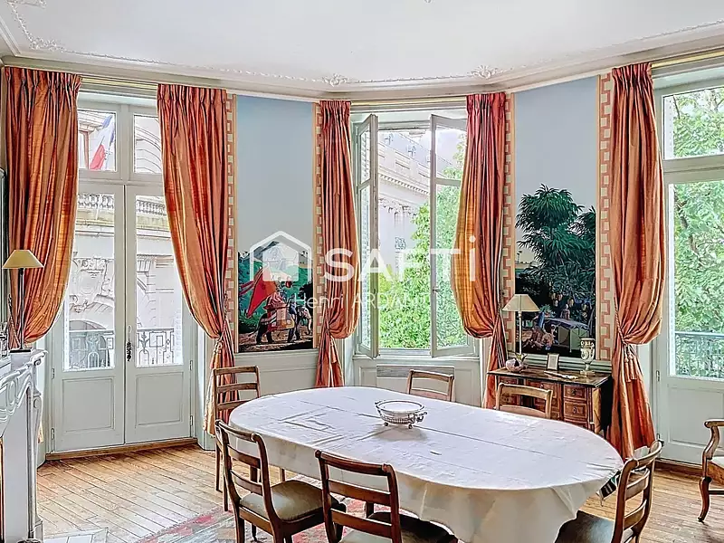 Appartement, 180 m²