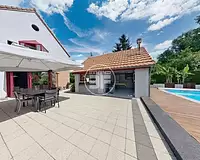 Maison, 196 m²