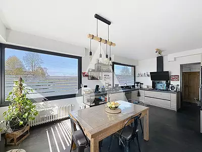 Maison, 215 m²