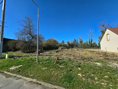 Terrain, 820 m²