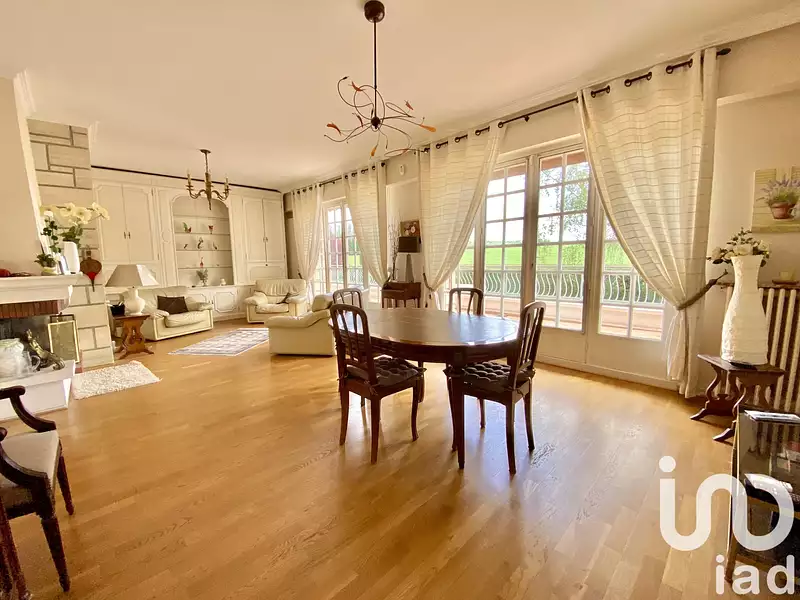 Maison, 224 m²