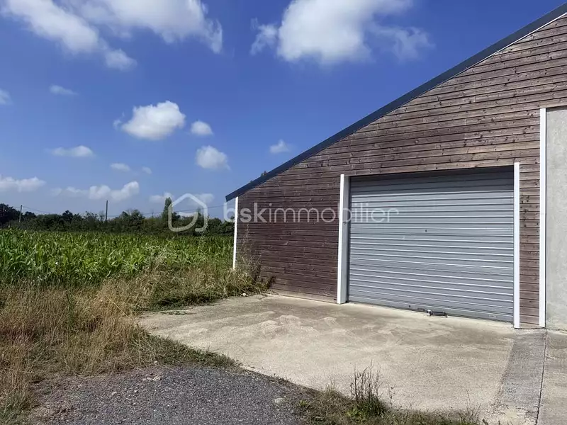 Parking, 90 m²