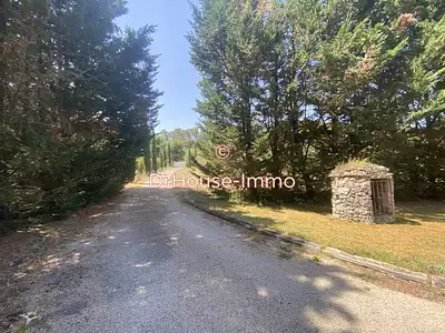 Maison, 222 m²