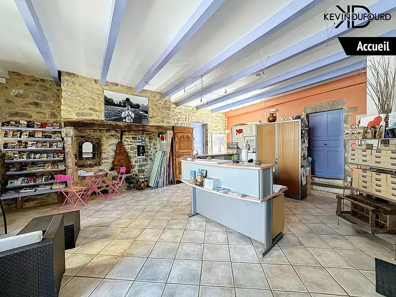 Maison, 1 000 m²