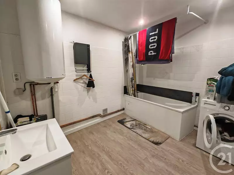 Immeuble, 281 m²